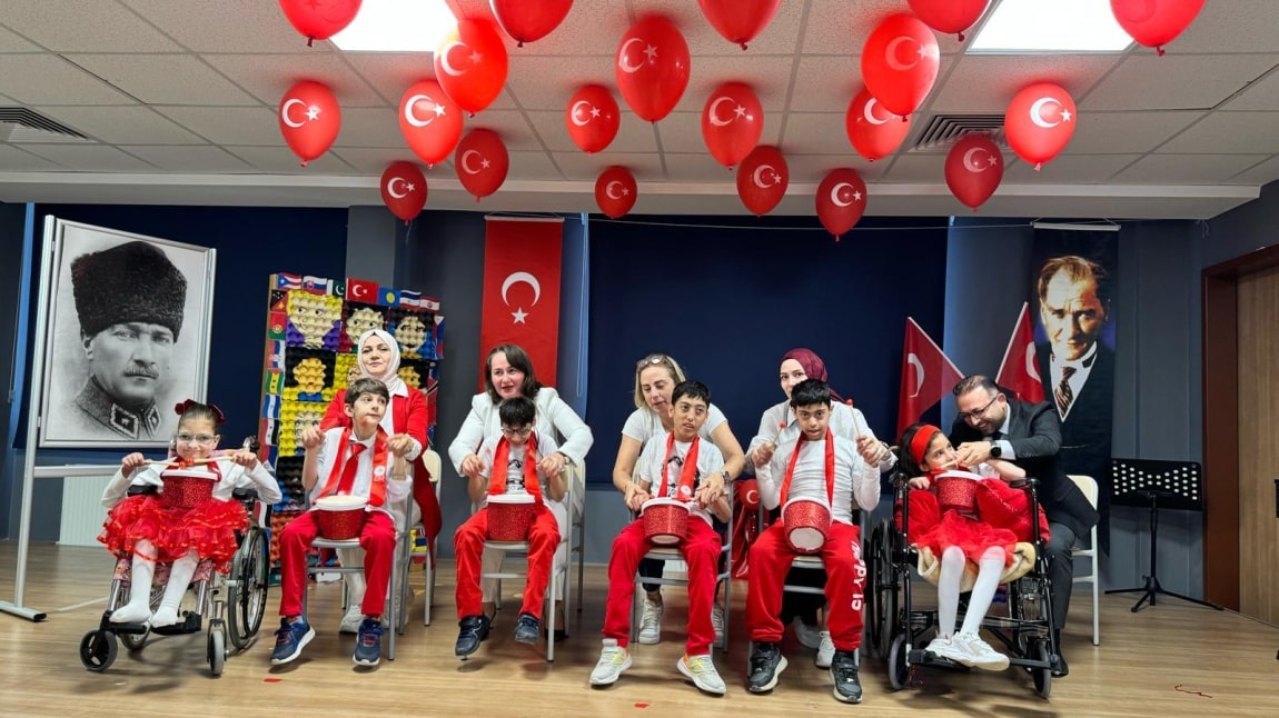23 Nisan Ulusal Egemenlik ve Çocuk Bayramı Kutlu Olsun.